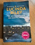 Lucinda Riley: Geheimen van een kostschool, Ophalen of Verzenden, Gelezen, Lucinda Riley