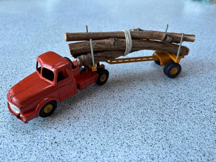 Dinky Toys Willeme truck Supertoys, Hobby en Vrije tijd, Modelauto's | 1:43, Gebruikt, Bus of Vrachtwagen, Dinky Toys, Ophalen of Verzenden
