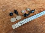 Set van 4 spikes met protectors bijv. voor B&W of Subwoofer, Ophalen of Verzenden, Gebruikt, Subwoofer, Bowers & Wilkins (B&W)