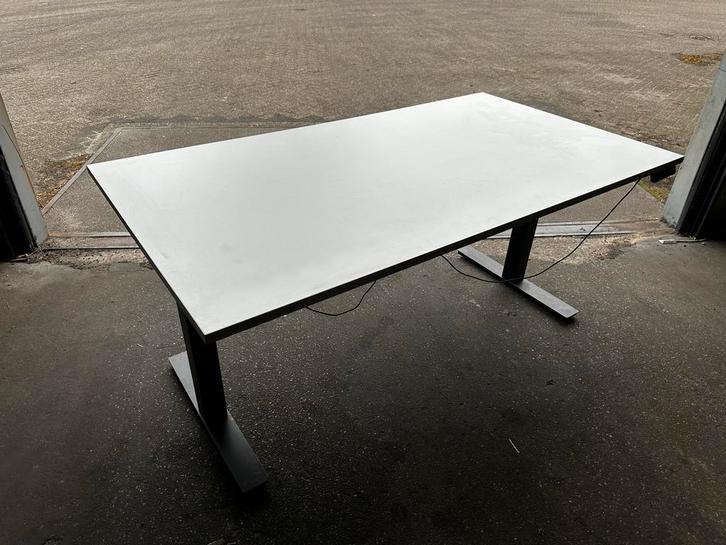 Elektrisch Bureau 180x100cm - Super Kwaliteit!, Huis en Inrichting, Bureaus, Gebruikt, Ophalen