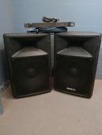 2x 300rms versterker

2x 300rms speakers
15 inch + horn, Audio, Tv en Foto, Luidsprekers, Ophalen, Zo goed als nieuw, 120 watt of meer
