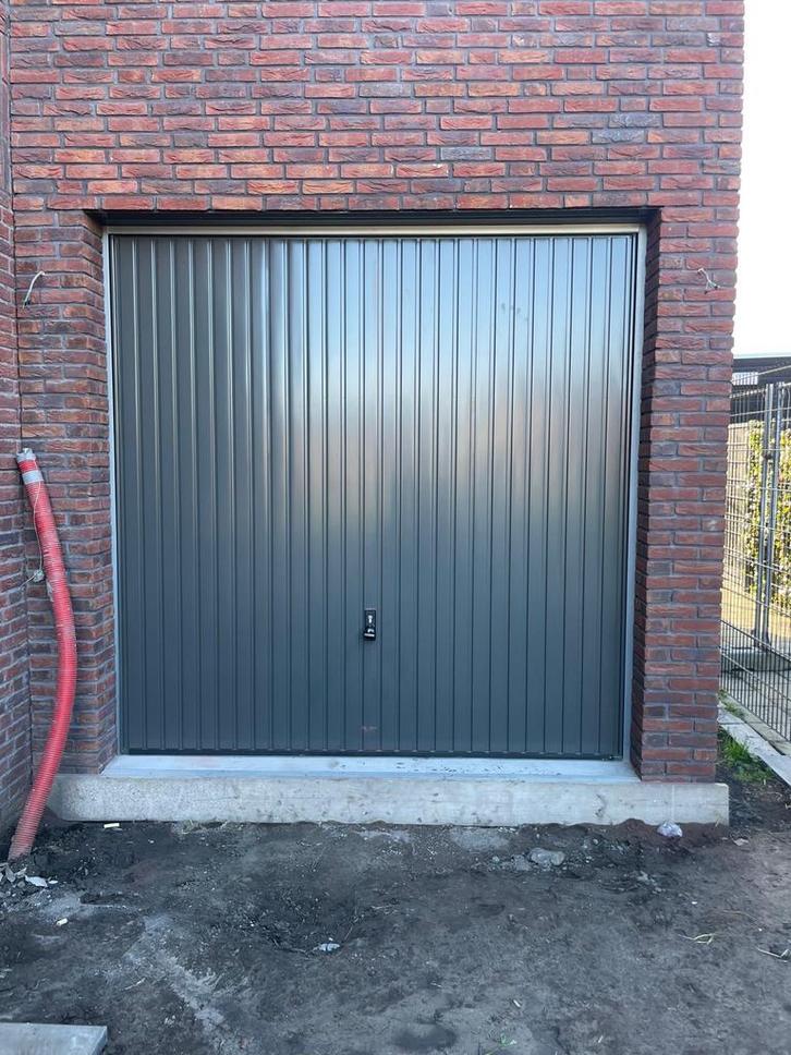 Nieuwe Hormann kanteldeur 2375x2375mm, Doe-het-zelf en Verbouw, Deuren en Horren, Ophalen