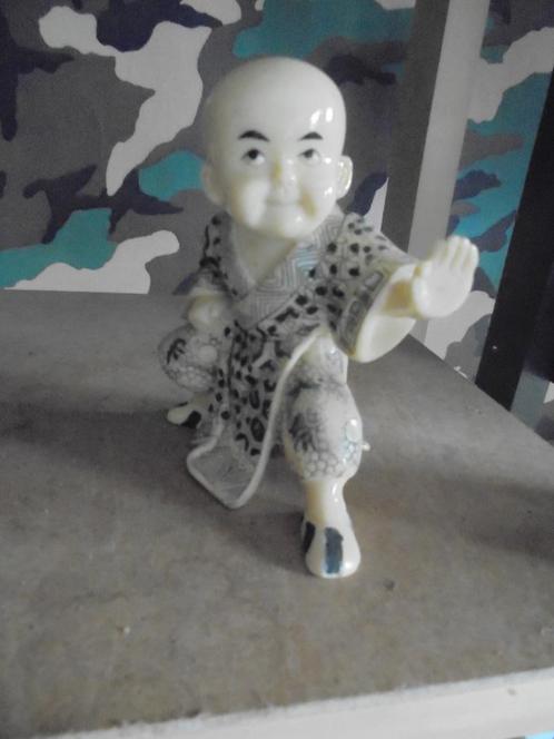 beeldje van kung fu fighter, Verzamelen, Beelden en Beeldjes, Gebruikt, Ophalen of Verzenden