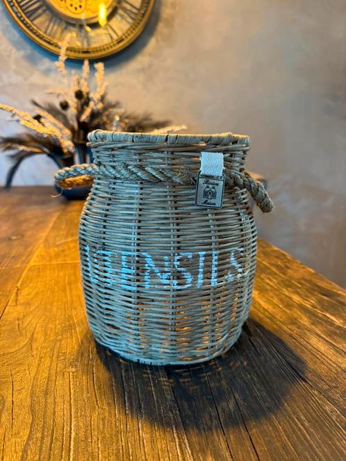 Rivièra Maison, Huis en Inrichting, Woonaccessoires | Schalen en Manden, Zo goed als nieuw, Rechthoekig, Hout, Ophalen