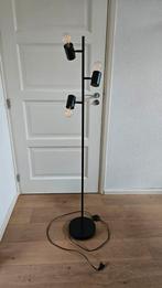 Moderne vloerlamp met 3 via wifi dimbare lampen, 100 tot 150 cm, Ophalen of Verzenden, Zo goed als nieuw, Metaal