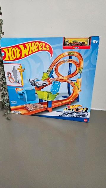 Hotwheels action 8 jump beschikbaar voor biedingen