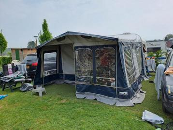 Caravan grote voortent  beschikbaar voor biedingen