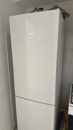 Koelkast, Witgoed en Apparatuur, 200 liter of meer, Zo goed als nieuw, 45 tot 60 cm, Met vriesvak