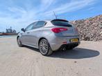 Alfa Romeo Giulietta Sprint 1.4 Multiair TCT (automaat) 2016, Auto's, Alfa Romeo, 65 €/maand, 1280 kg, Zwart, 4 cilinders