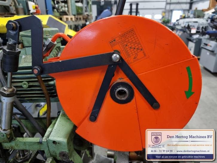 Bewo 315 halfautomaat met koeling pneumatisch bediend 400V, Doe-het-zelf en Verbouw, Gereedschap | Zaagmachines, Gebruikt, Afkortzaag