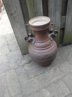 antieke kruik met olifant handvaten heel apart, Antiek en Kunst, Antiek | Vazen, Ophalen of Verzenden