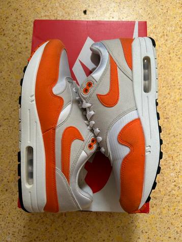 Nike air max 1 safety orange mt 44 beschikbaar voor biedingen