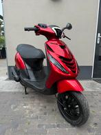 ⭐️Piaggio zip 4t 50cc Sp Line Candy red 10000 km⭐️, Ophalen, Maximaal 45 km/u, Zip, Zo goed als nieuw