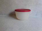 Tupperware Ruimtekom 2 Ltr.  Rood, Huis en Inrichting, Keuken | Tupperware, Ophalen of Verzenden, Zo goed als nieuw, Rood, Bak of Kom