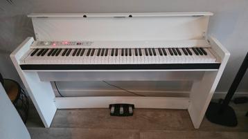 Korg LP-380 Digitale Piano - Nette Staat beschikbaar voor biedingen