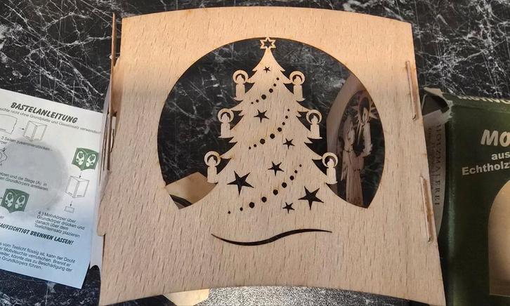 2x Kerst waxinelichtje met kerst motieven ( zelf knutselen), Diversen, Kerst, Ophalen of Verzenden