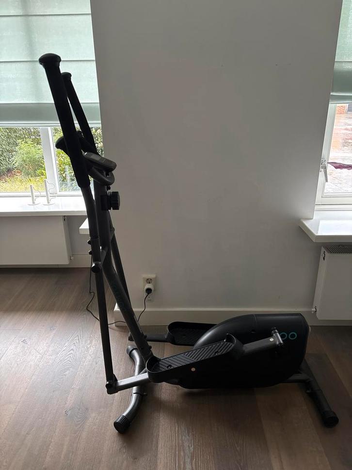 Crosstrainer - Perfect voor thuis!, Sport en Fitness, Fitnessapparatuur, Gebruikt, Crosstrainer, Armen, Metaal, Ophalen