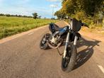 Derbi senda DRD evo 77cc, Fietsen en Brommers, Ophalen, Gebruikt, Maximaal 45 km/u