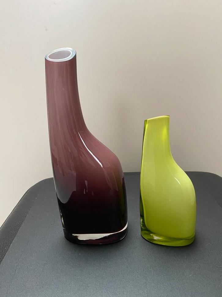 Ikea vintage Okkso vazen, Huis en Inrichting, Woonaccessoires | Vazen, Zo goed als nieuw, Groen, Minder dan 50 cm, Glas, Ophalen of Verzenden