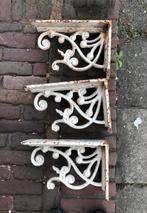 3 brocante wandsteunen dakgoot steunen plankdragers, Ophalen of Verzenden, Gebruikt