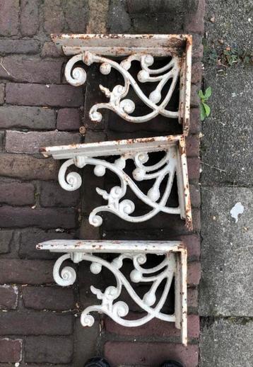 3 brocante wandsteunen dakgoot steunen plankdragers beschikbaar voor biedingen
