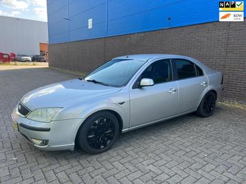 Ford Mondeo 2.0-16V Platinum | Stoelverwarming | Cruise Cont beschikbaar voor biedingen