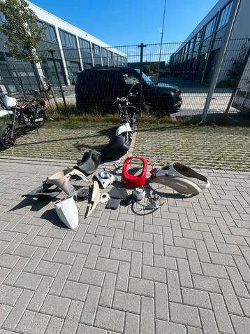 Sym mio onderdelen beschikbaar voor biedingen