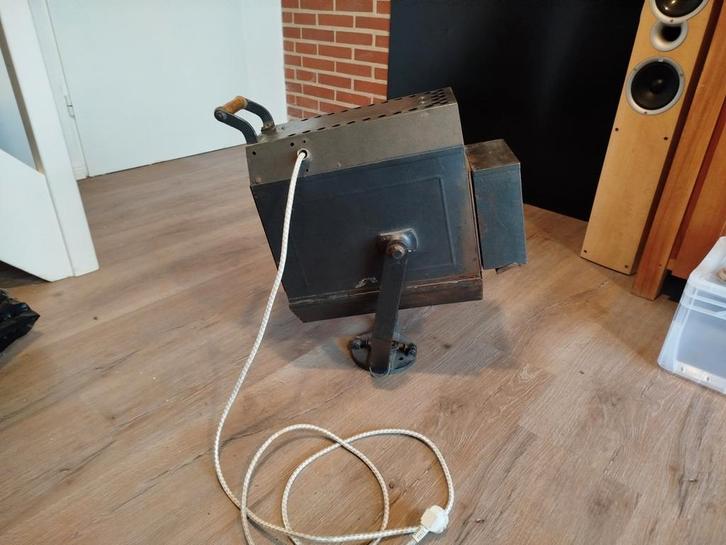Industriële vintage theater spot, Huis en Inrichting, Lampen | Vloerlampen, Gebruikt, Minder dan 100 cm, Metaal, Ophalen of Verzenden