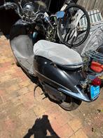 Gebruikte maar goede snorscooter, Fietsen en Brommers, Snorfietsen en Snorscooters, Ophalen, Zo goed als nieuw