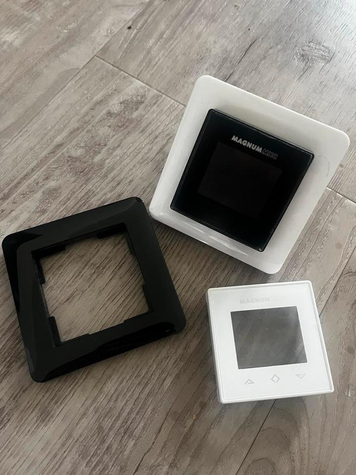 Magnum Digitale Klokthermostaat, Doe-het-zelf en Verbouw, Thermostaten, Nieuw, Slimme thermostaat, Ophalen of Verzenden