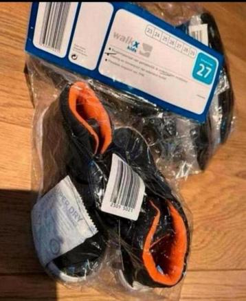 NIEUW : maat 27 /31 /32 / 33 Kinder ( Halfhoge ) Schoenen  beschikbaar voor biedingen