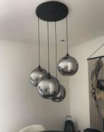 Hanglamp met smokey grey bollen, Huis en Inrichting, Lampen | Hanglampen, Ophalen of Verzenden, Zo goed als nieuw, Glas, Eric kuster style
