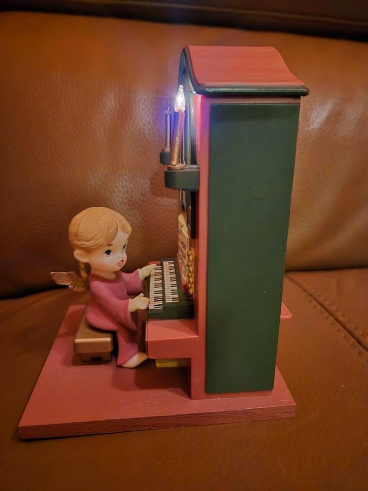 Merrilite Merton vintage muziekdoosje 'Silent Nights', Diversen, Kerst, Ophalen of Verzenden