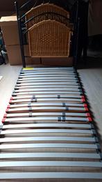 1 Persoons bed,90x2 meter lattenbodem en zgan Matras, Huis en Inrichting, Ophalen, Overige materialen, 90 cm, Eenpersoons