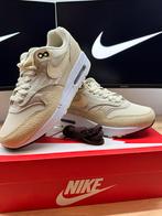 Nike Air Max 1 ‘87 Safari Coconut Milk (maat 38,5), Kleding | Dames, Schoenen, Nieuw, Beige, Ophalen of Verzenden, Sneakers of Gympen