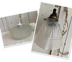 2x Brocante oude glazen hanglampje / hanglampjes, Gebruikt, Ophalen of Verzenden, Glas, Nvt