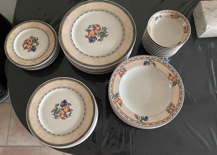 Cottage Garden Heinrich Winterling Bavaria Germany ., Huis en Inrichting, Keuken | Servies, Nieuw, Overige stijlen, Ophalen of Verzenden