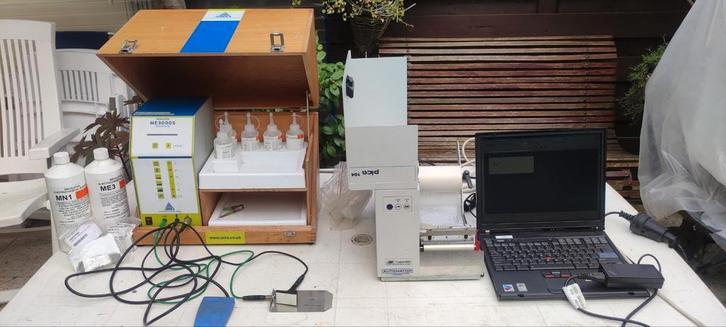 Metaletch ME3000SE en Thermische transfer printer Pica 104/8, Zakelijke goederen, Machines en Bouw | Industrie en Techniek, Ophalen