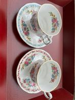 Twee koffie kop en schotel, Royal Adderley, Ophalen