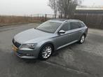 Skoda Superb 1.6TDI 88KW Combi My15 2016 Grijs, Auto's, Skoda, Stof, 4 cilinders, Origineel Nederlands, Stationwagon