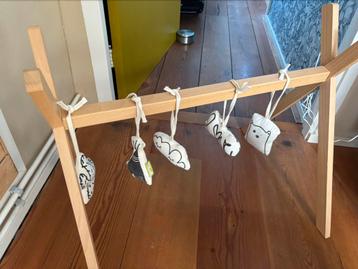 Babygym hout & katoen  beschikbaar voor biedingen