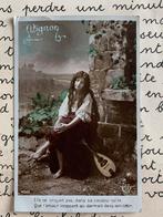 Mignon - dame met lang haar - aan een militair (FF), Verzamelen, Ansichtkaarten | Themakaarten, Ophalen of Verzenden, Voor 1920