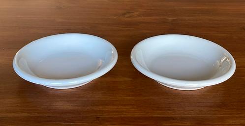 2 Ikea Rondo diepe borden, Huis en Inrichting, Keuken | Servies, Zo goed als nieuw, Bord(en), Overige stijlen, Porselein, Ophalen of Verzenden