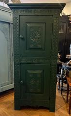 Antieke smalle kast, oud ondiep kastje, broodkast groen VdlM, Antiek en Kunst, Ophalen