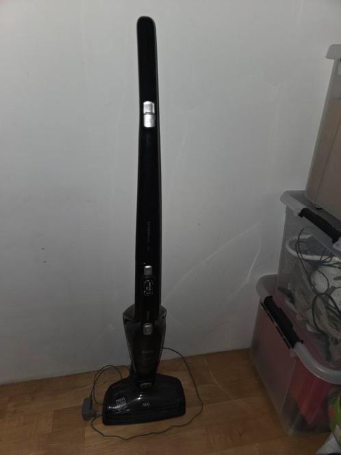 AEG CX7 X flexibility 2 in 1, Witgoed en Apparatuur, Stofzuigers, Gebruikt, Stofzuiger, Minder dan 1200 watt, Ophalen