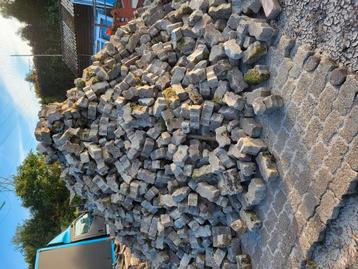 Beton klinkers beschikbaar voor biedingen
