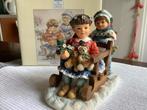 Kinderen met slee -  Leonardo collection -Teddies sleighride, Diversen, Kerst, Ophalen of Verzenden, Zo goed als nieuw