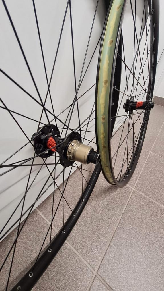 27.5 Enduro Wielset (XD Body) – Non-Boost, Tubeless Ready, Fietsen en Brommers, Fietsonderdelen, Zo goed als nieuw, Mountainbike