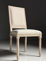 Klassieke stoel beige creme bekleding