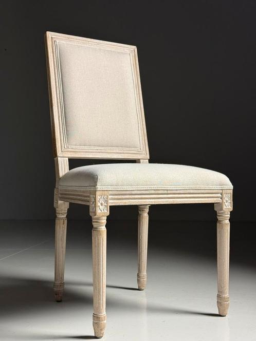 Klassieke stoel beige creme bekleding, Huis en Inrichting, Stoelen, Gebruikt, Eén, Overige kleuren, Ophalen
